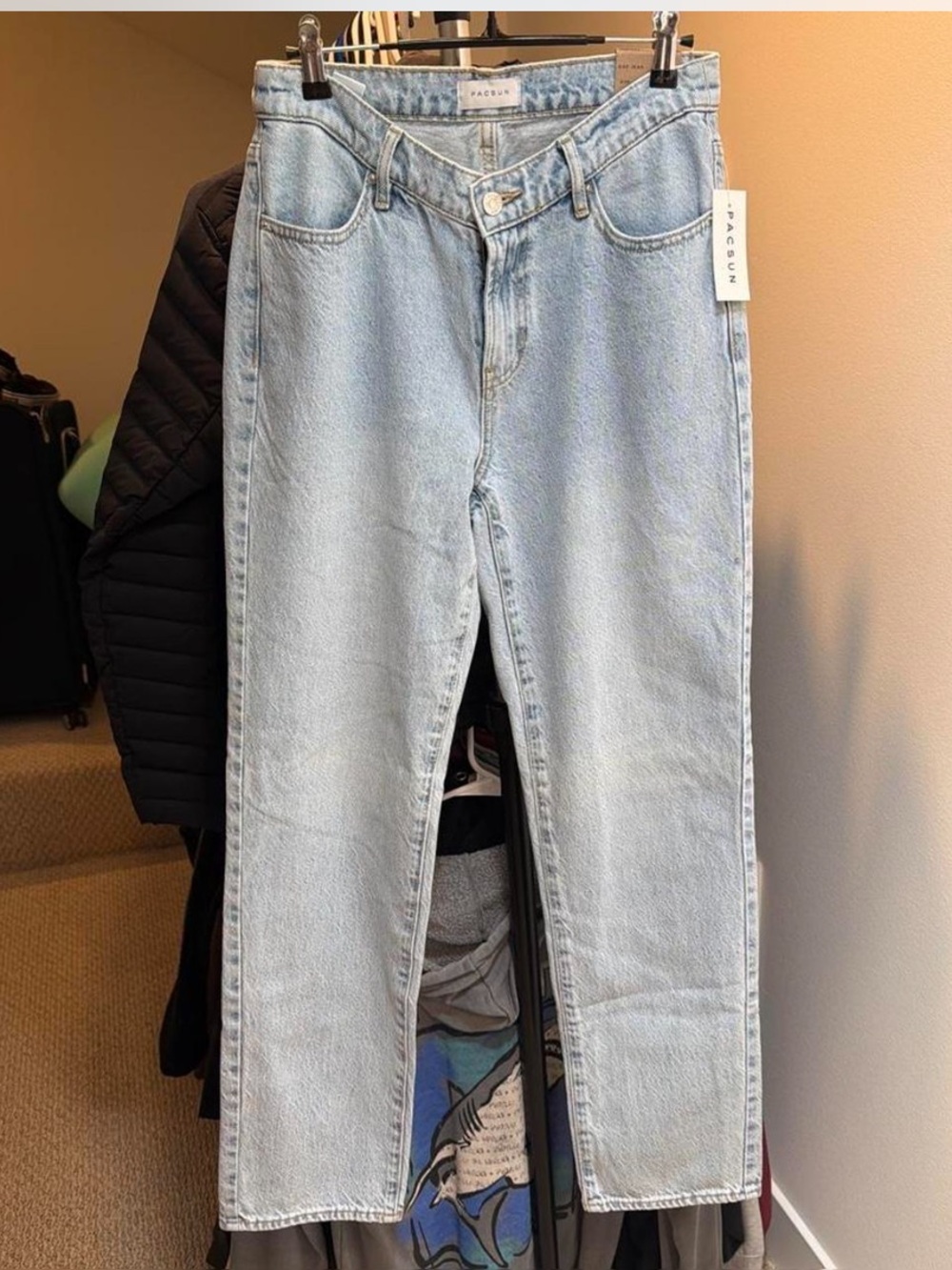 NWT PacSun Light Wash Straight Leg High-Rise Jeans